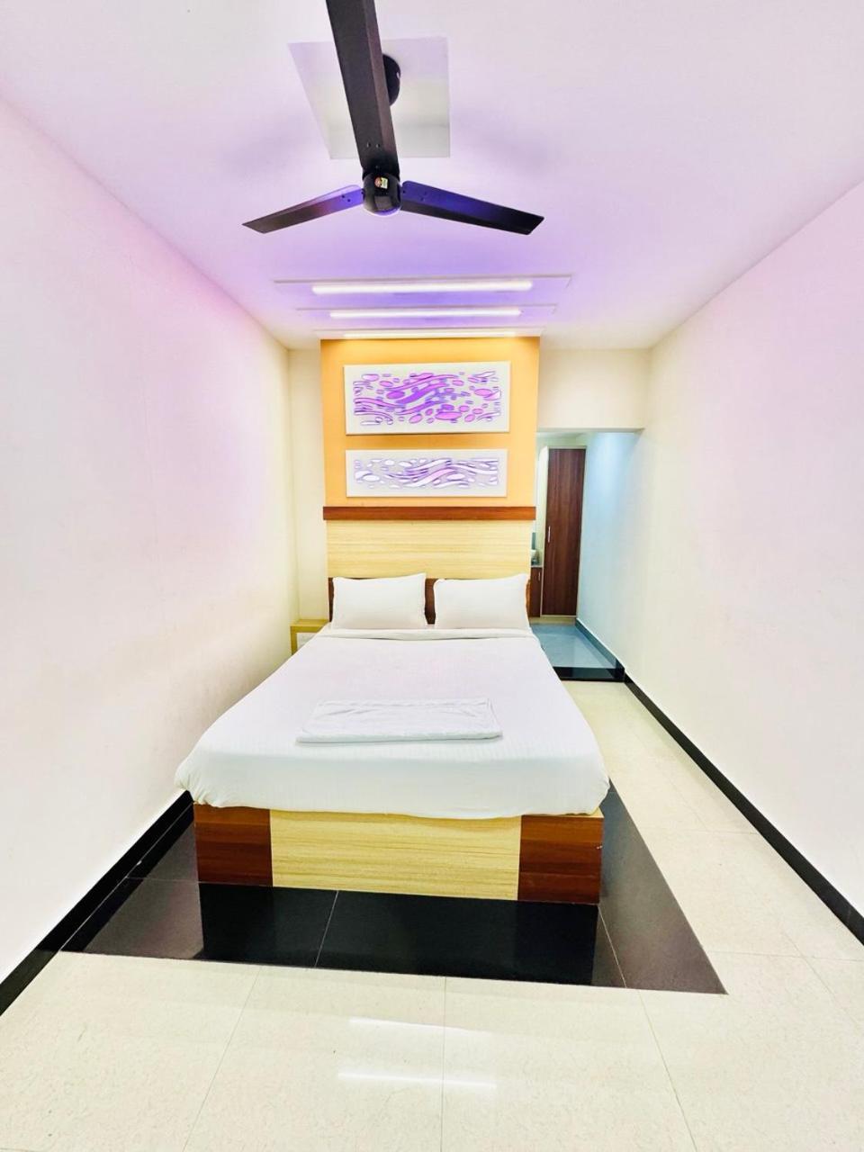 Hotel Krishnakripa Premium Residency Kochi Zimmer foto
